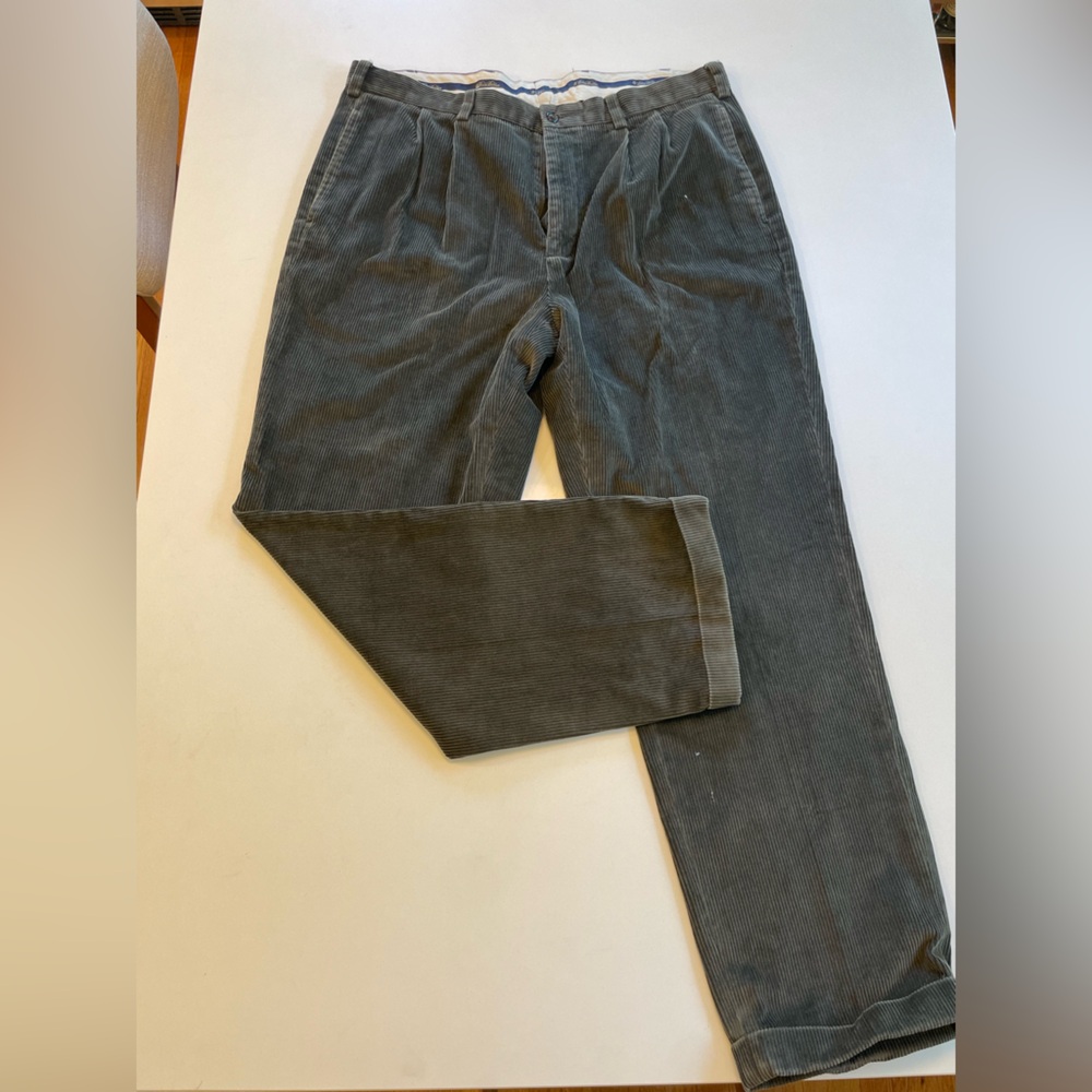 Men’s Green Corduroy Pants
